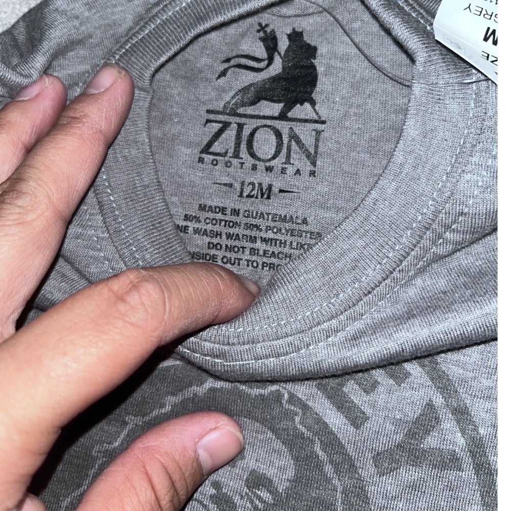 Zion Rootswear Bob Marley One Love Heather Gray Graphic T-Shirt Kids 12M NWT - Picture 2 of 3